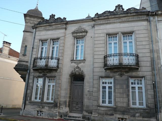 Vente Maison 9 pièces 230 m2 Cognac