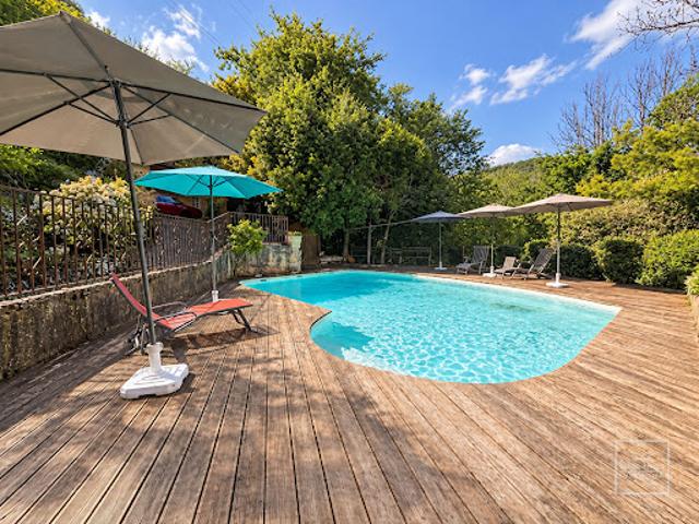Vente Maison 9 pièces 230 m2 Couzon au Mont d'Or