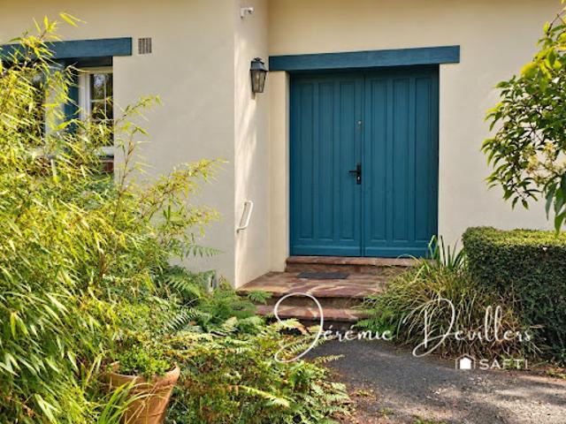 Vente Maison 9 pièces 230 m2 Saint Pierre sur Dives