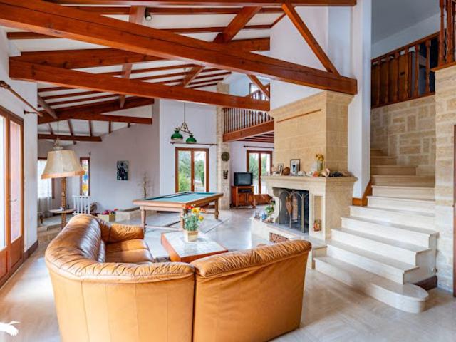 Vente Maison 9 pièces 230 m2 Tesson