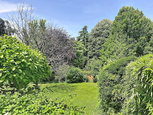 Vente Maison 9 pièces 230 m2 Versailles