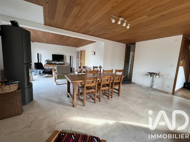 Vente Maison 9 pièces 232 m2 Fougerolles du Plessis