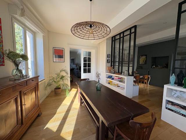 Vente Maison 9 pièces 244 m2 Bordeaux