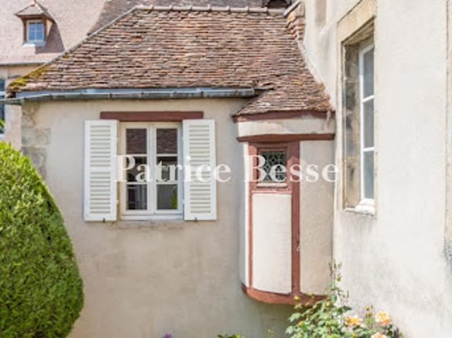 Vente Maison 9 pièces 245 m2 Autun