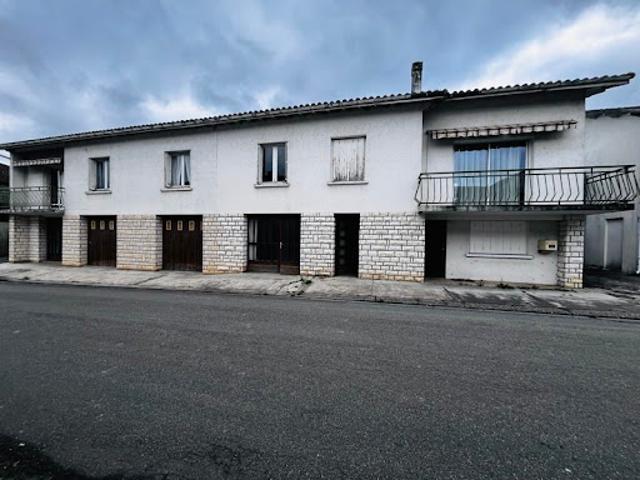 Vente Maison 9 pièces 245 m2 Agmé