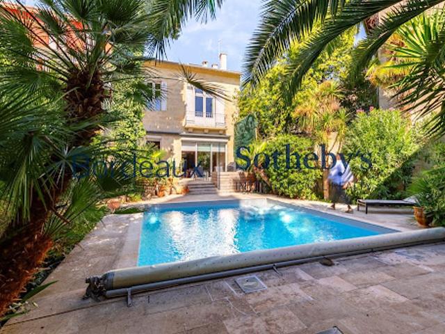 Vente Maison 9 pièces 245 m2 Bordeaux