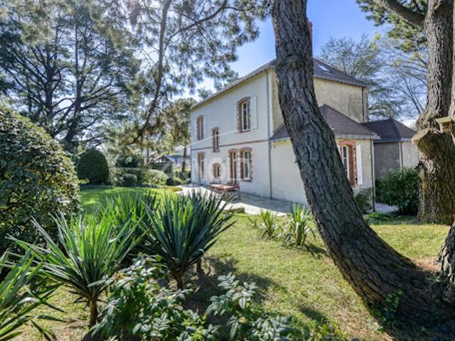 Vente Maison 9 pièces 245 m2 Clisson