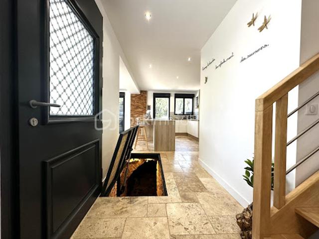 Vente Maison 9 pièces 245 m2 Villeblevin
