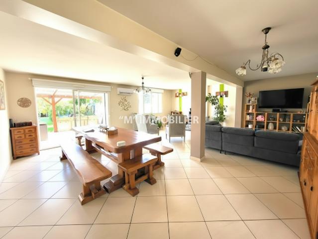 Vente Maison 9 pièces 247 m2 Chézy sur Marne