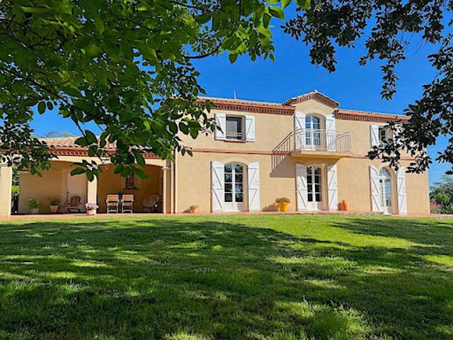 Vente Maison 9 pièces 248 m2 Auvillar