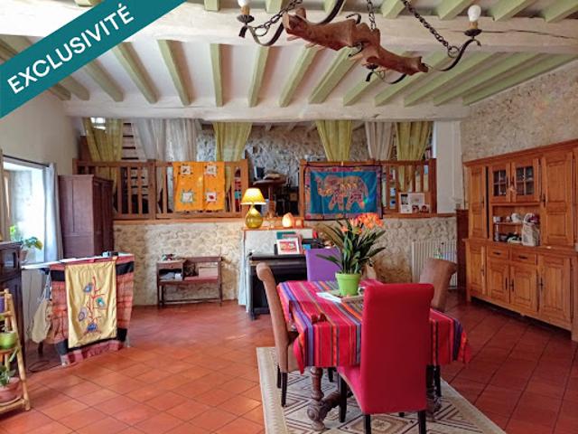 Vente Maison 9 pièces 248 m2 Saint Pierre de Maillé