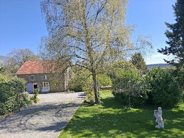 Vente Maison 9 pièces 240 m2 Carrouges