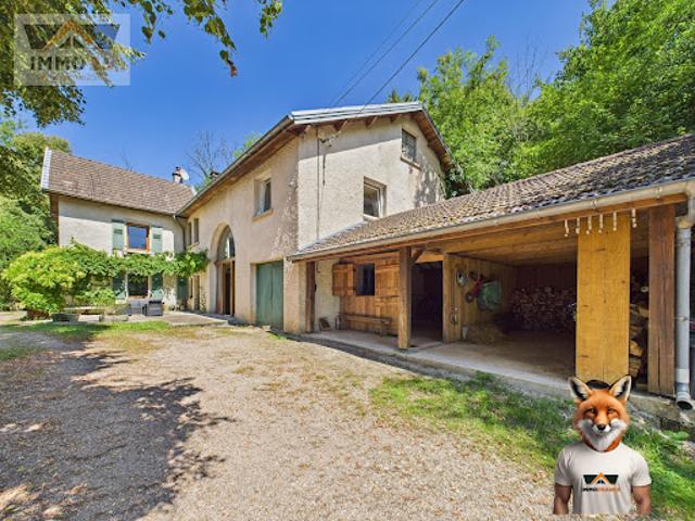 Vente Maison 9 pièces 240 m2 Calmoutier