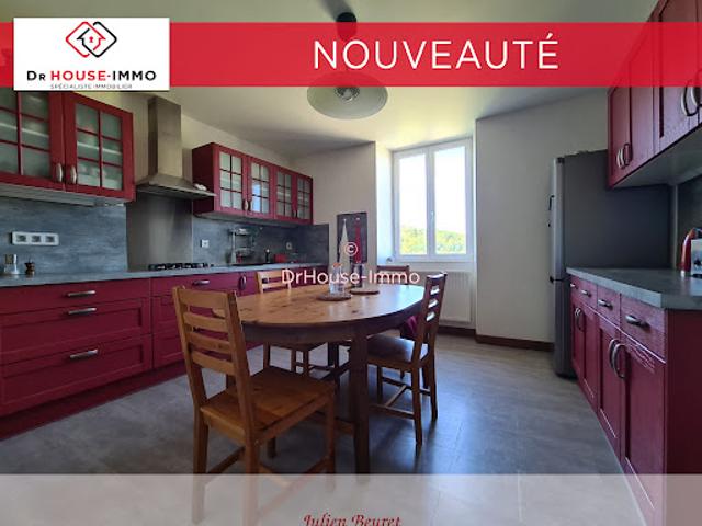 Vente Maison 9 pièces 240 m2 Huanne Montmartin