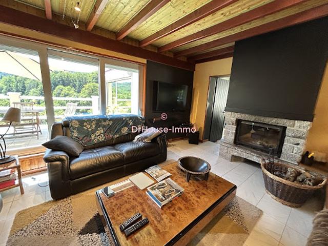 Vente Maison 9 pièces 240 m2 Sainte Feyre