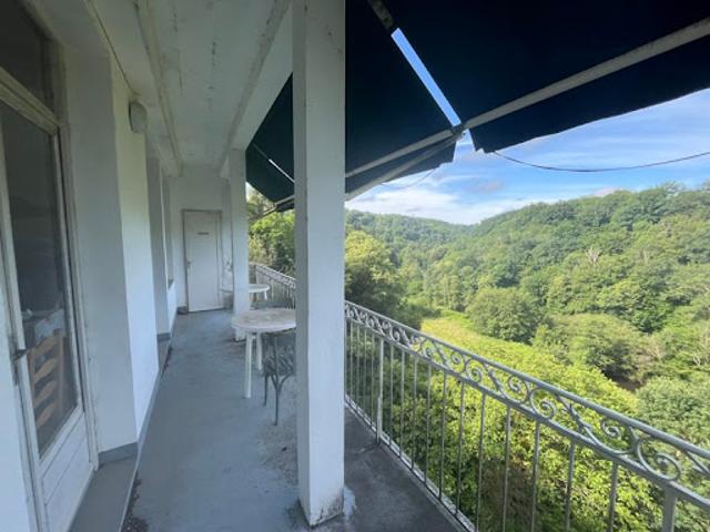 Vente Maison 9 pièces 240 m2 Uzerche