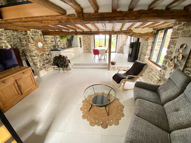 Vente Maison 9 pièces 240.38 m2 Cossesseville