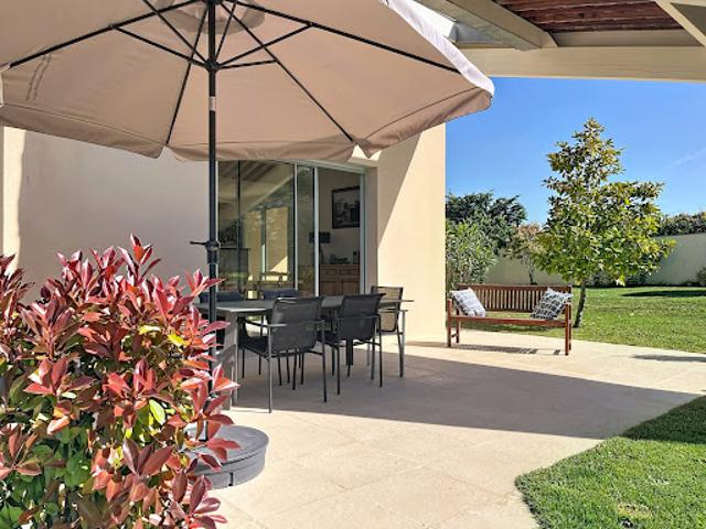 Vente Maison 9 pièces 240.5 m2 La Roque sur Pernes