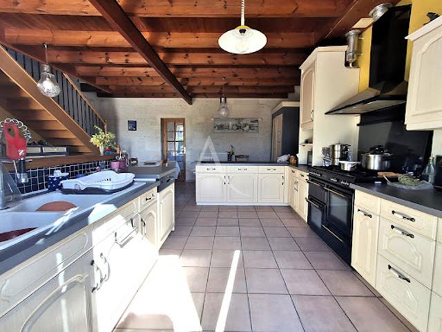 Vente Maison 9 pièces 242 m2 Préguillac