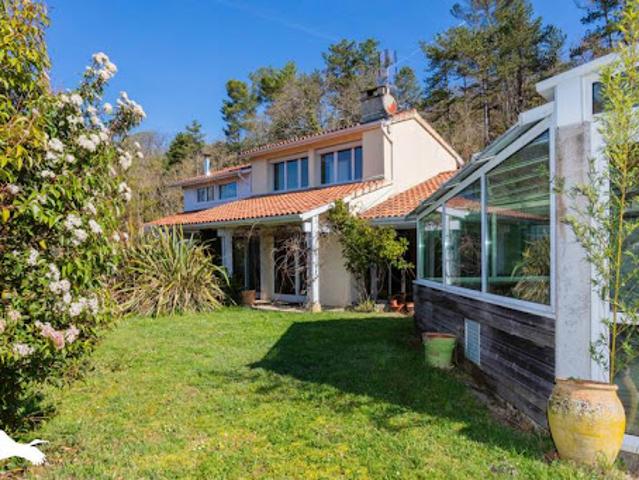 Vente Maison 9 pièces 243 m2 Montegut