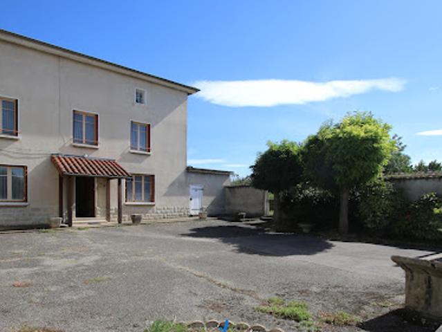 Vente Maison 9 pièces 243 m2 Solaize