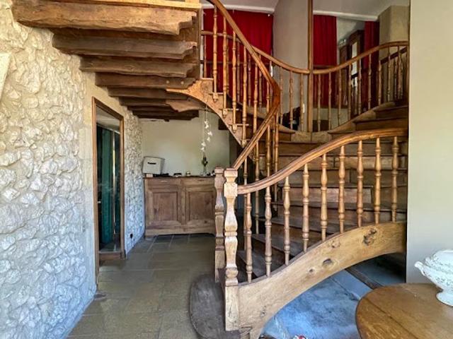 Vente Maison 9 pièces 255 m2 Montcaret