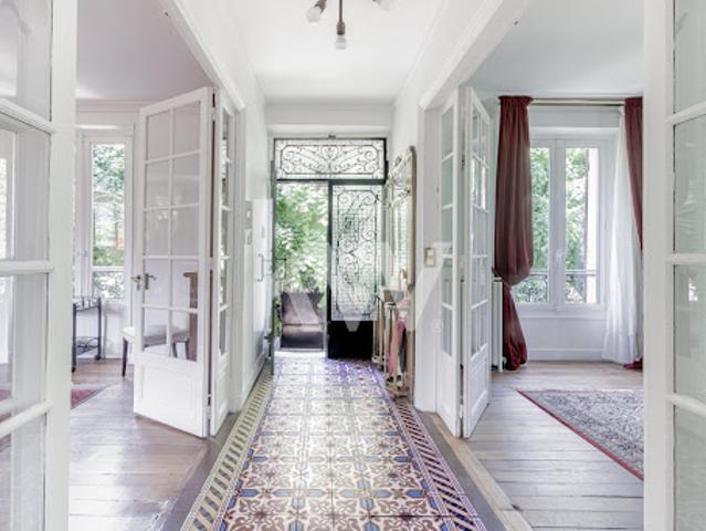 Vente Maison 9 pièces 255 m2 Chelles