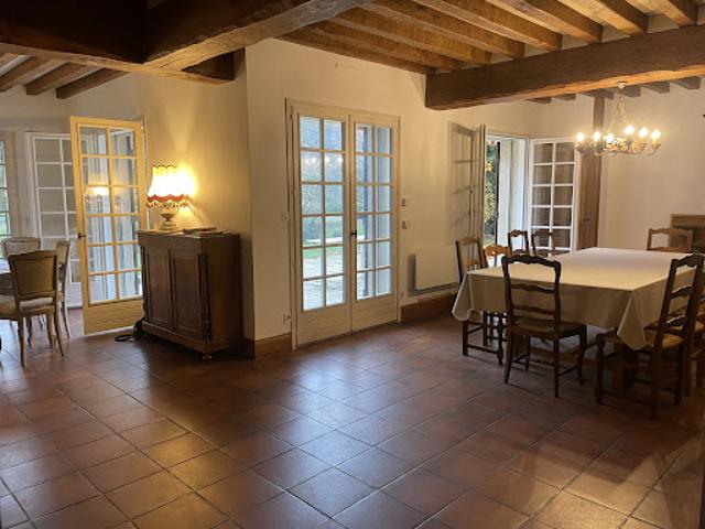 Vente Maison 9 pièces 255 m2 Ecouis