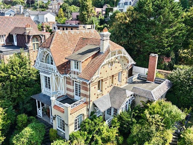 Vente Maison 9 pièces 256 m2 Sainte Adresse