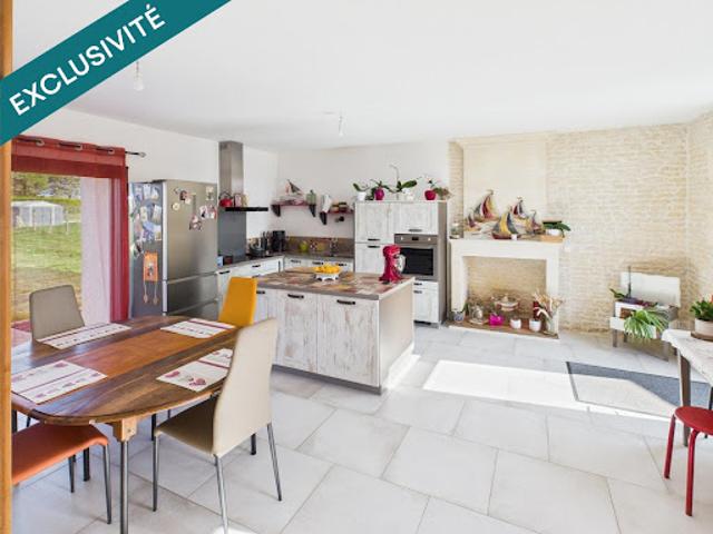 Vente Maison 9 pièces 250 m2 Asnières la Giraud