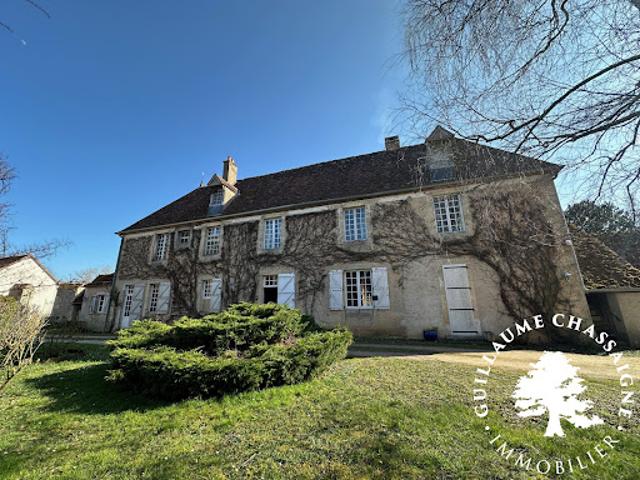 Vente Maison 9 pièces 250 m2 Bourges