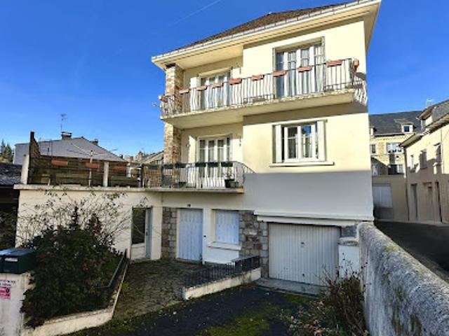 Vente Maison 9 pièces 250 m2 Cassagnes Bégonhès