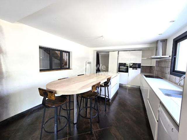 Vente Maison 9 pièces 290 m2 Castelsarrasin