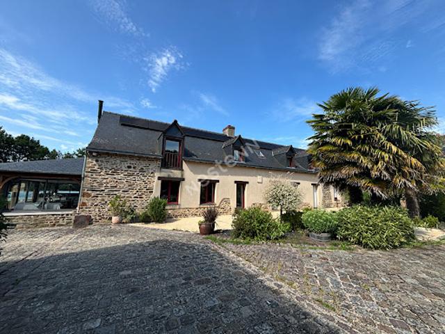 Vente Maison 9 pièces 250 m2 Châteaugiron
