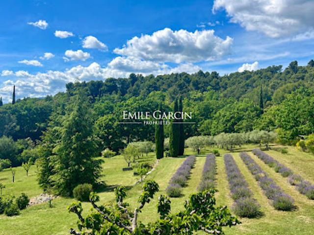 Vente Maison 9 pièces 250 m2 La Bastide des Jourdans