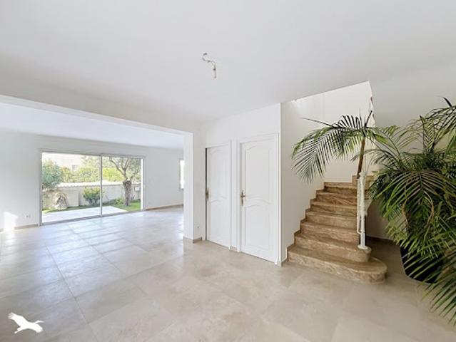 Vente Maison 9 pièces 250 m2 Lattes