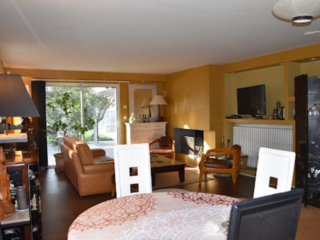 Vente Maison 9 pièces 250 m2 L'Isle Jourdain