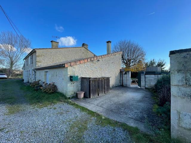 Vente Maison 9 pièces 250 m2 Portets