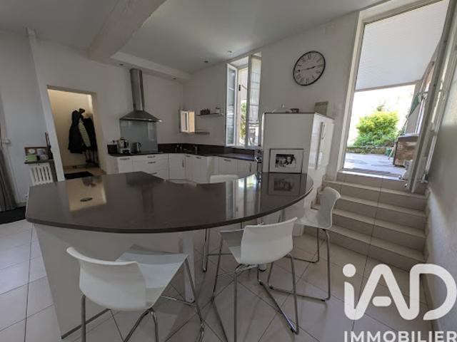 Vente Maison 9 pièces 250 m2 Saujon