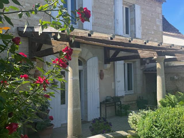 Vente Maison 9 pièces 251 m2 Port Sainte Foy et Ponchapt