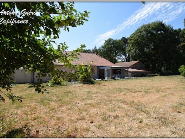 Vente Maison 9 pièces 252 m2 Beaurepaire