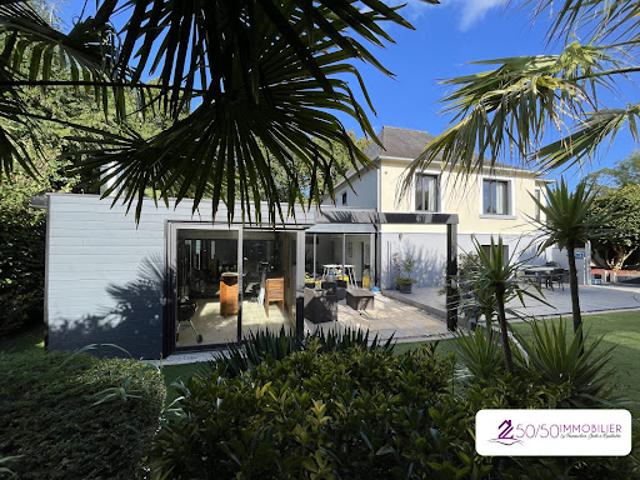 Vente Maison 9 pièces 252 m2 Plouezoc'h