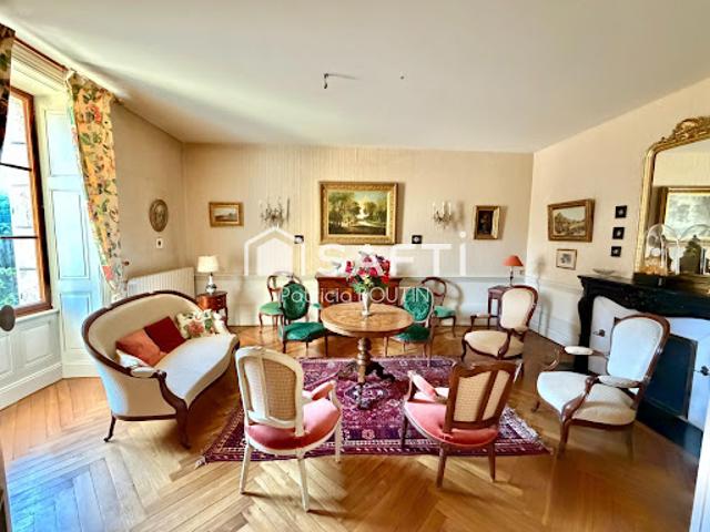 Vente Maison 9 pièces 264 m2 Saint Paul en Gâtine