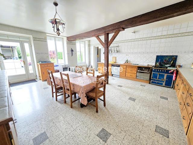 Vente Maison 9 pièces 266 m2 Auneau Bleury Saint Symphorien