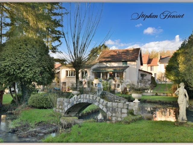 Vente Maison 9 pièces 266 m2 Toges