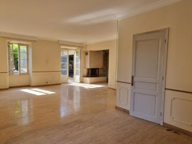 Vente Maison 9 pièces 268.12 m2 Vacqueyras