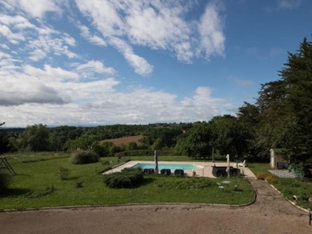 Vente Maison 9 pièces 260 m2 Mielan