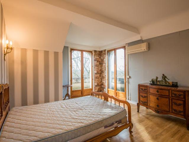 Vente Maison 9 pièces 260 m2 Beynat