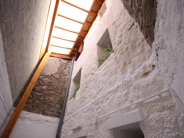 Vente Maison 9 pièces 260 m2 Roquefeuil