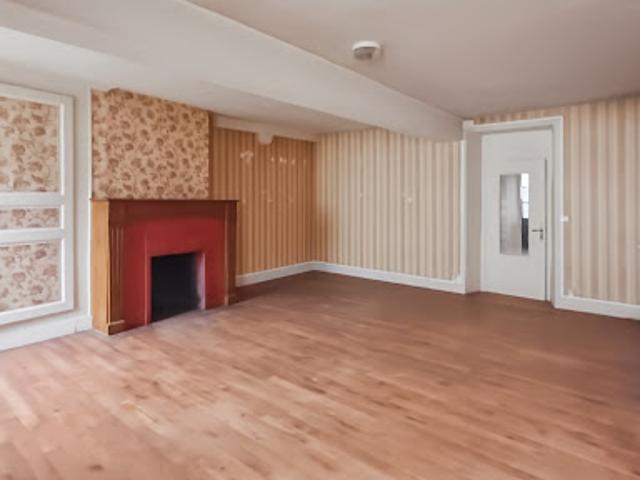 Vente Maison 9 pièces 260 m2 Saint Benoît du Sault